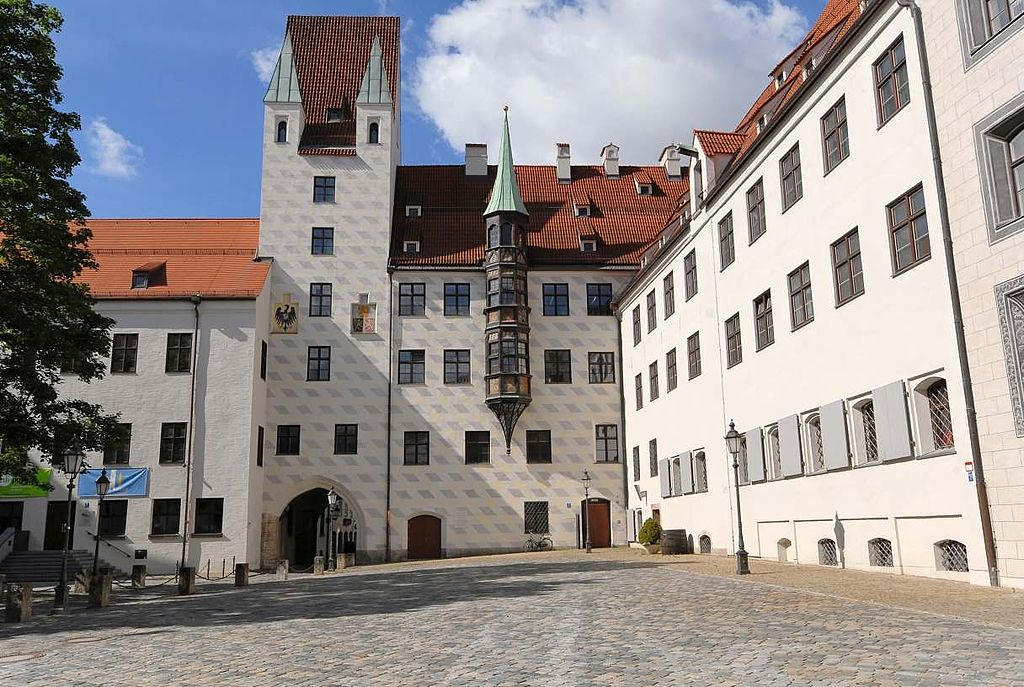 Der Alte Hof, die Kaiserresidenz in München. (Quelle: Bbb auf wikivoyage shared)